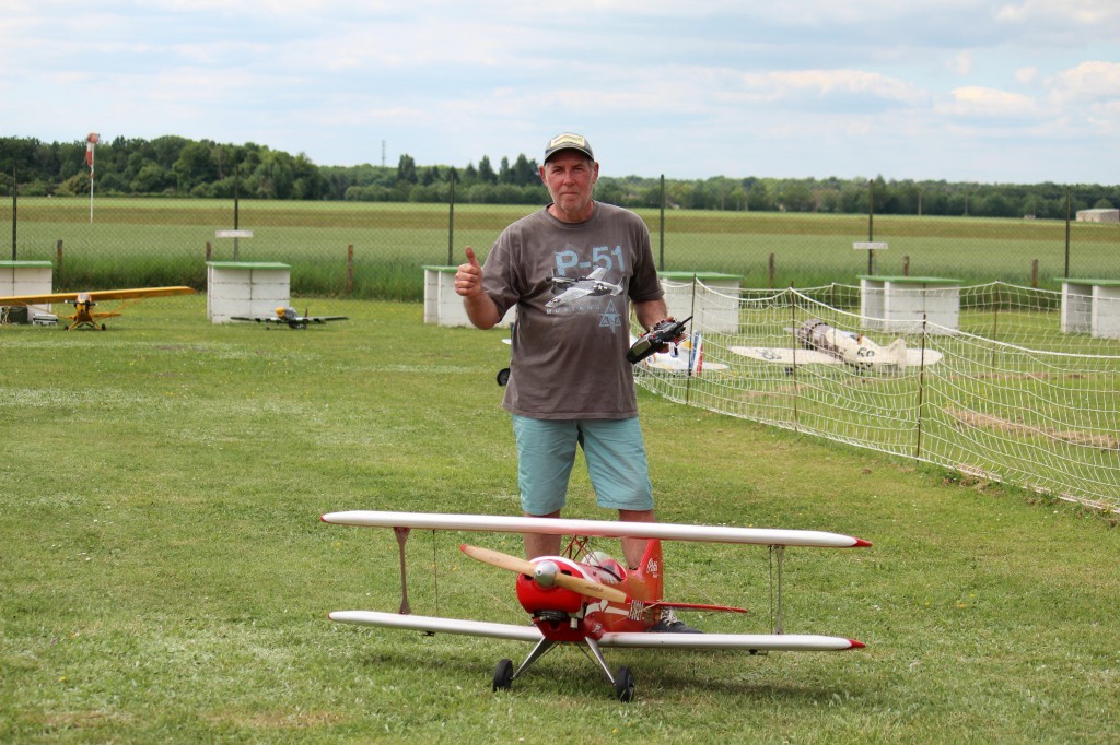 En attente pour le 7 ème vol du Pitts