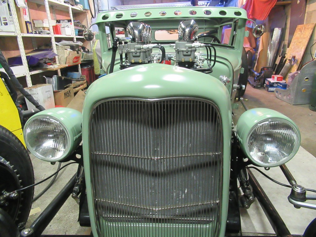 couleur sobre pour cette Face Avant de Ford 32