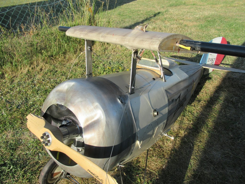 Soucis à la 1ère tentative -  l'avion est en cour de réparation ... ... ...