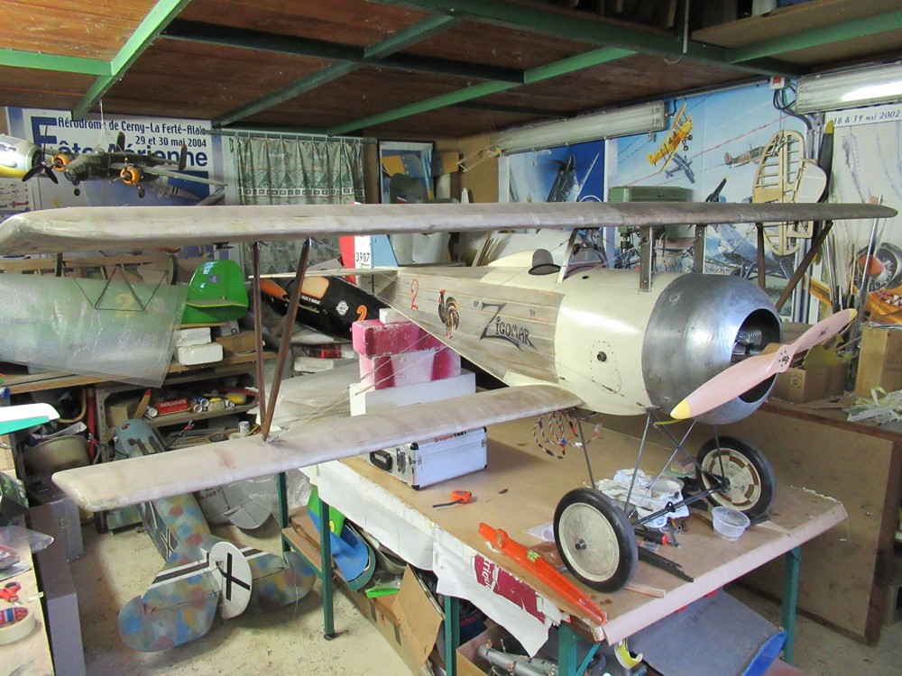 01/11/20  2ème confinement , le Nieuport 24 est de  nouveau pret pour son 1er vol