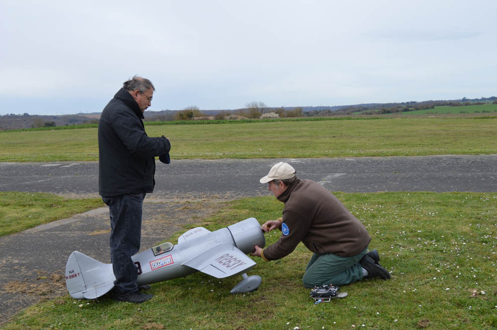 Brassage du moteur Zénoah 62cc  , pompage du Carburant