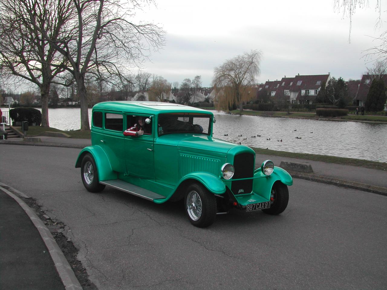 Street Rod - Peugeot berline  type  12/6 de 1928