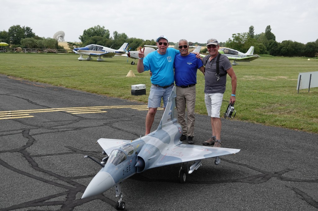 En compagnie de mes amis , Moustache fondateur du show et  Michel MOYSAN