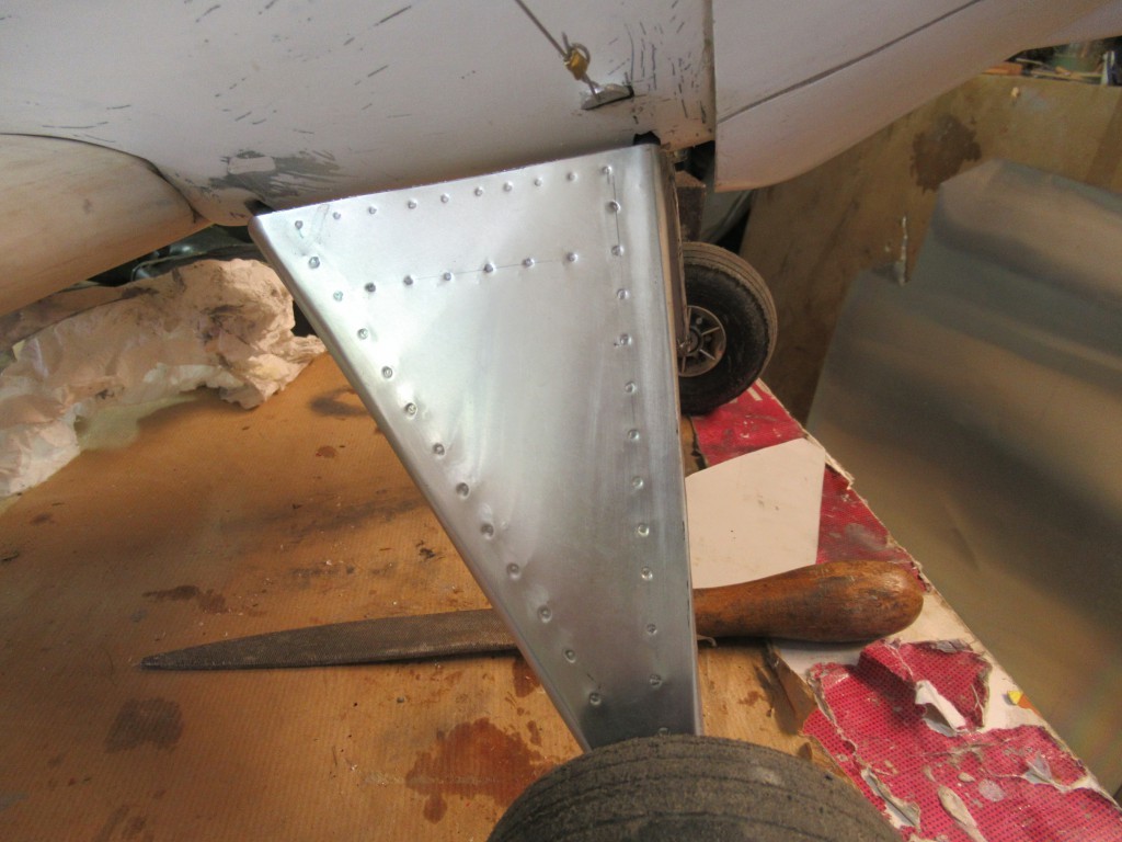 Collage  des toles au  Mastic MS9