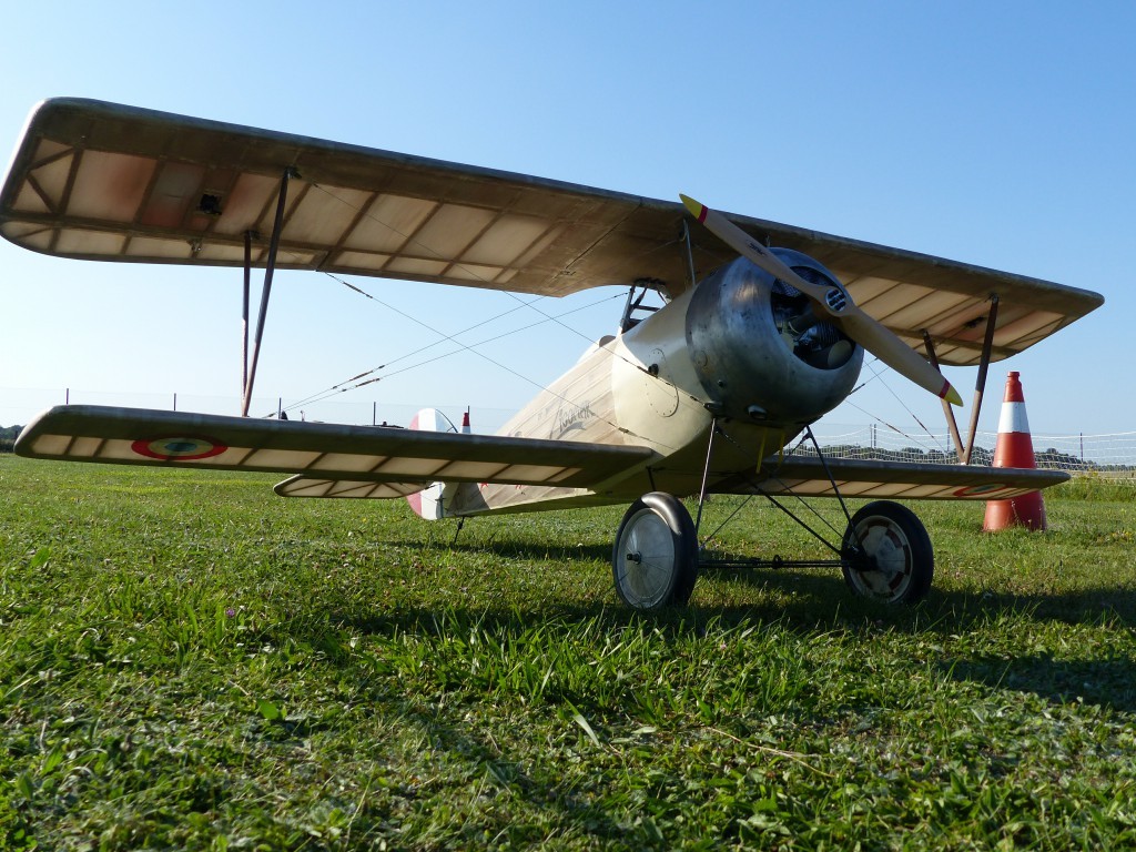 le Nieuport en entrée de piste