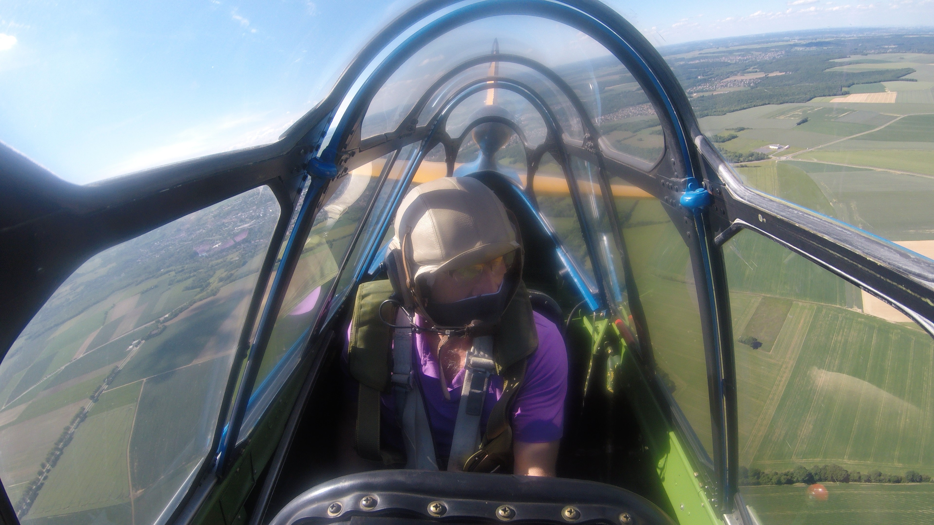 Virage  à gauche  pour Francky