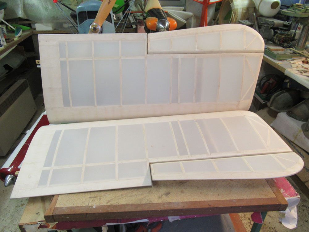 Ailes hautes entoilées au Diacov