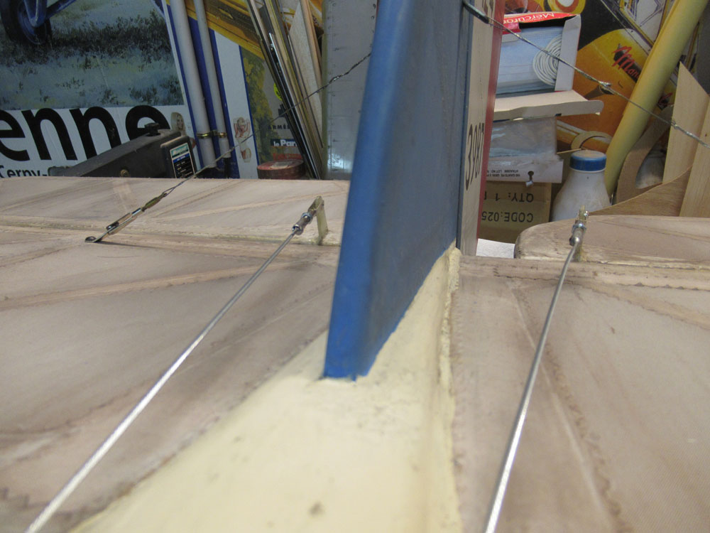 Cds de Profondeurs  réalisées en cable acier de frein de vélo