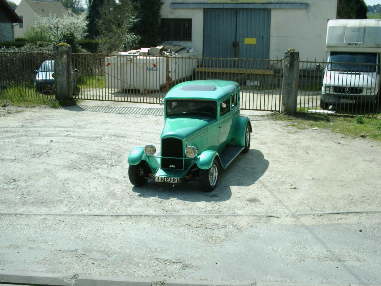 Peugeot 1928 type 12/6 transformé en Street Rod