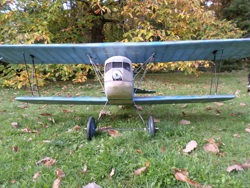 A ce stade la bascule affiche 10,4kgs avec tous les servos