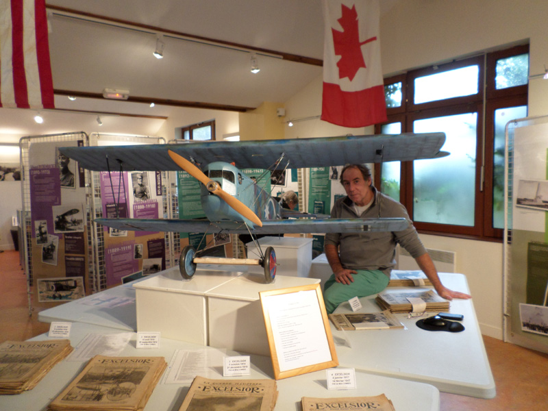 Mon Fokker en exposition  a l'écomusée du village